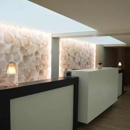 C-hotels Burlington 3* Остенде