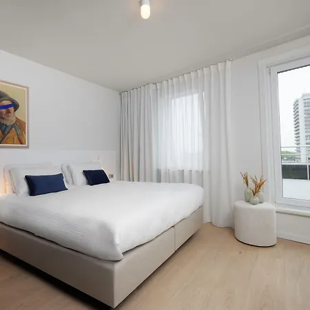 C-hotels Burlington Готель