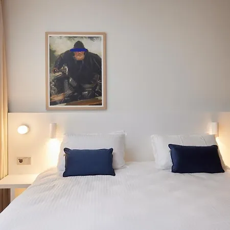 C-호텔스 벌링턴 호텔 3*