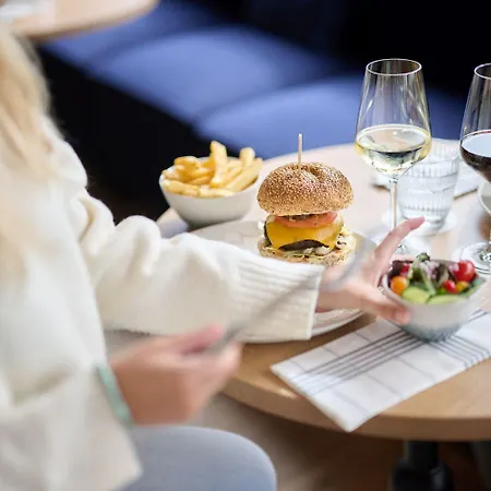 Hotell C-hotels Burlington 3*