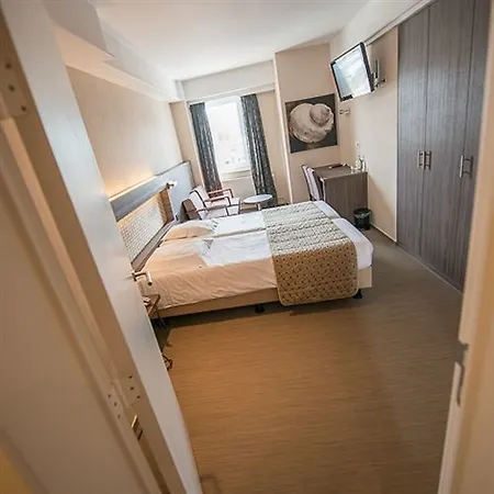Hotell C-hotels Burlington 3*