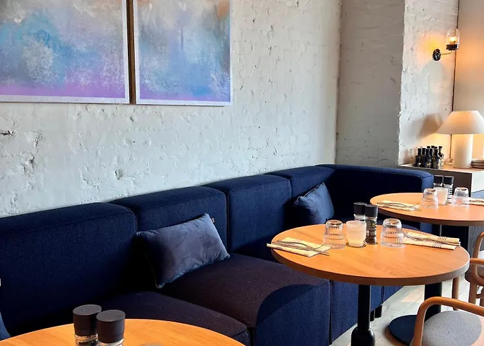 C-hotels Burlington Готель