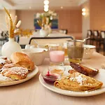 C-hotels Burlington فندق 3*