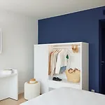 C-hotels Burlington فندق 3*