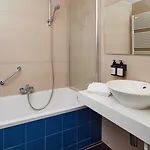 C-hotels Burlington فندق 3*