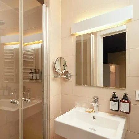 C-hotels Burlington 3* אוסטנדה