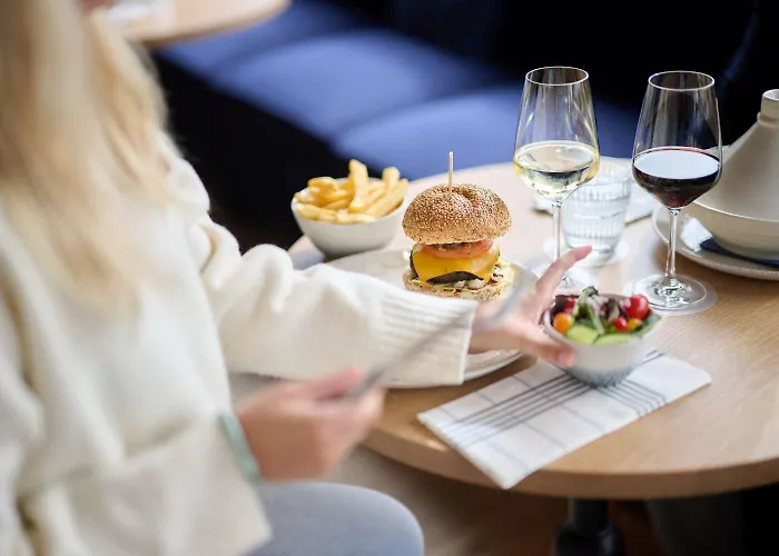 Hotel C-hotels Burlington 3*